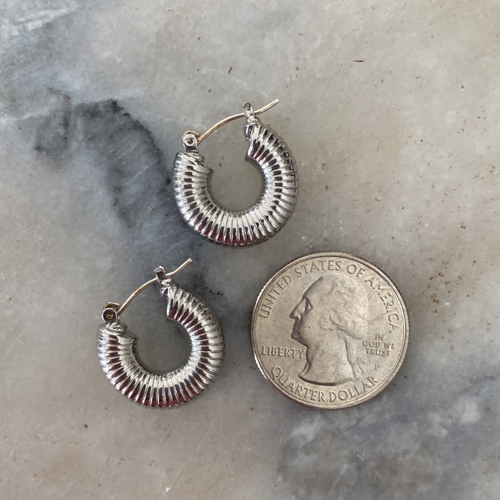 Silver Hoop For The Gilded Earrings - Picture 4 of 4